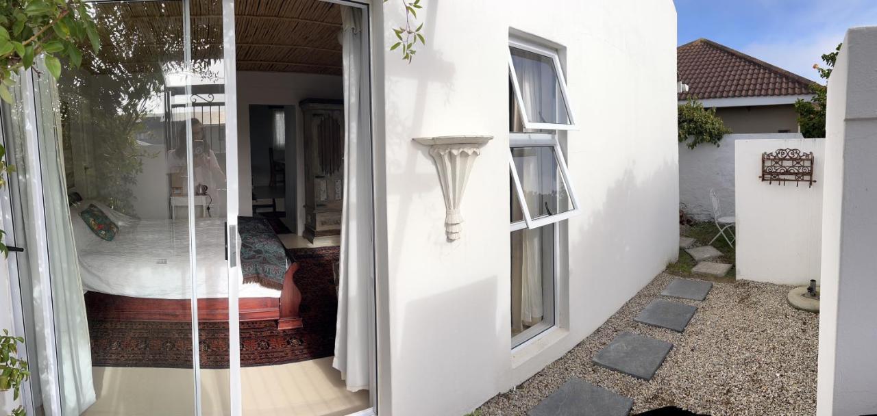 De La Fontaine Guest Cottage And Pool View Luxury Suite Plettenberg Bay Ngoại thất bức ảnh